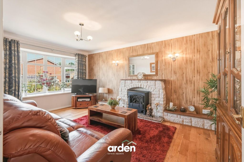 Property photo 2 of 13