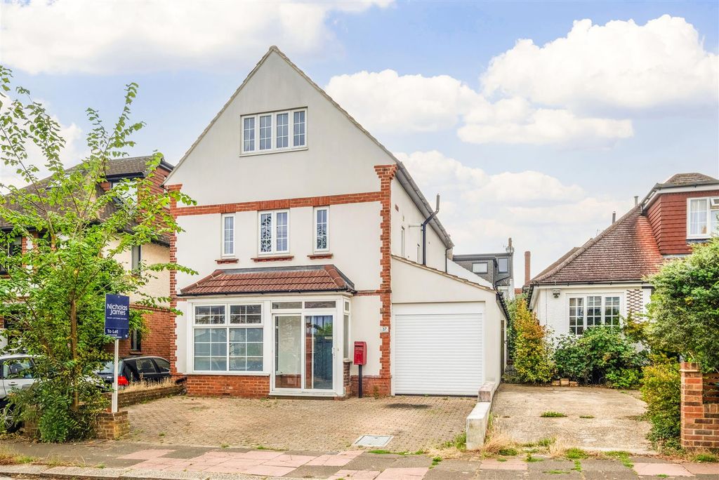 Property photo 1 of 34 37 Tivoli Road_1.Jpg