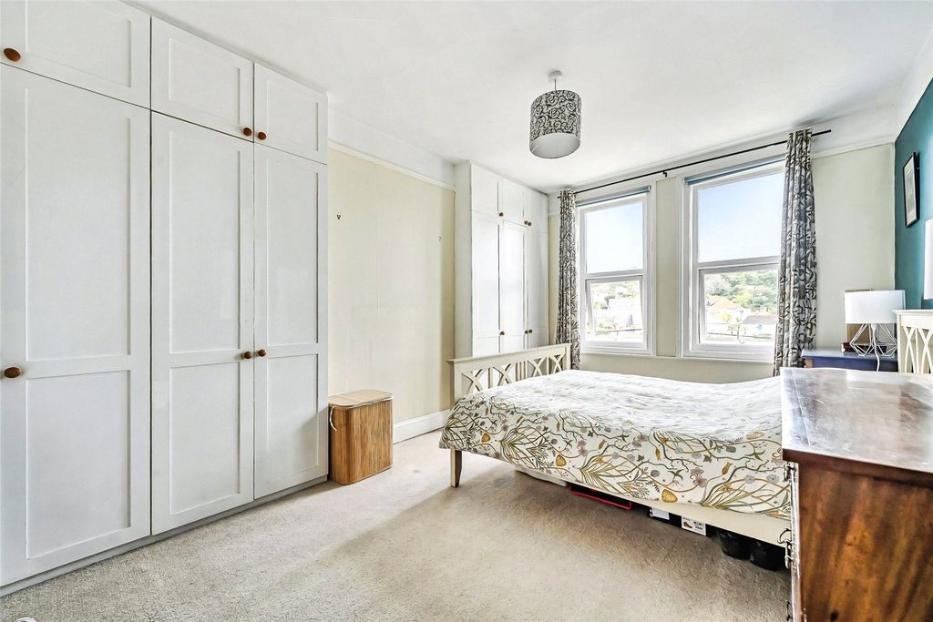 Property photo 1 of 21 Picture No. 33