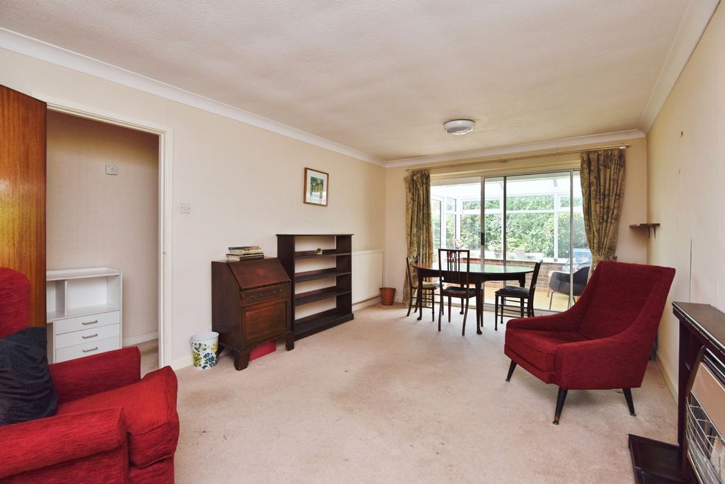 Property photo 2 of 16 Photo