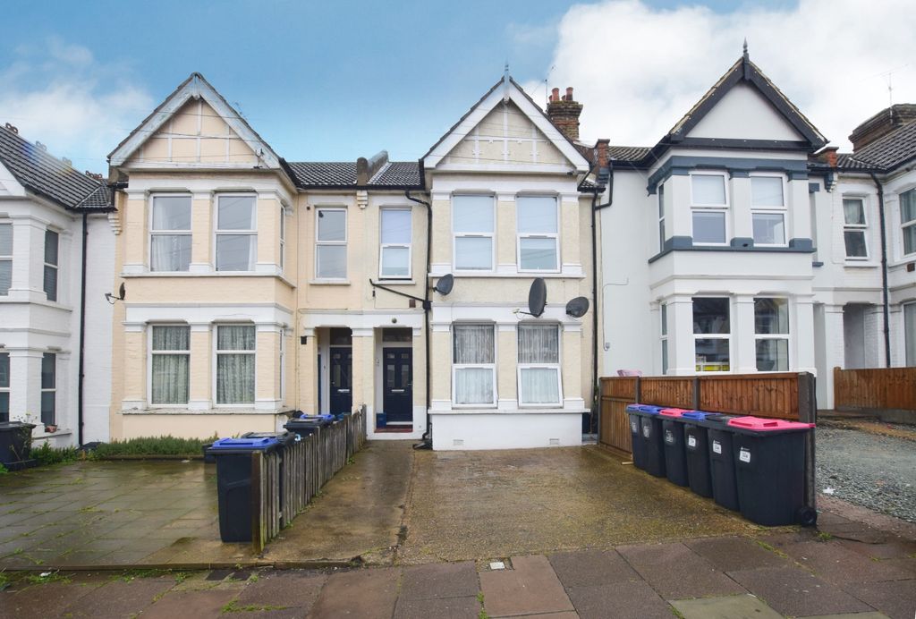 Property photo 1 of 7 85B662A6-8176-4076-Ab7D-4A1Abde1C541