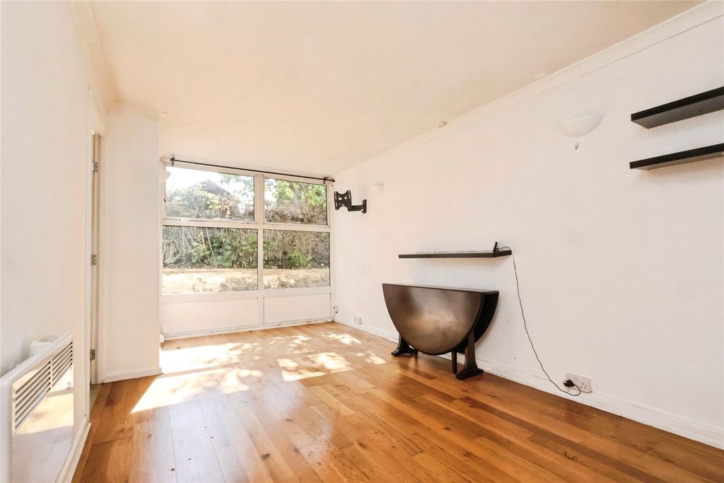 Property photo 3 of 13 Picture No. 04