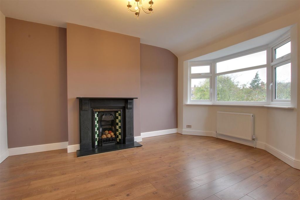 Property photo 2 of 11 Img_2251-Img_2253.Jpg