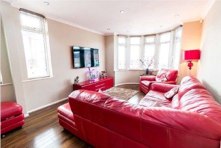 Property photo 2 of 11