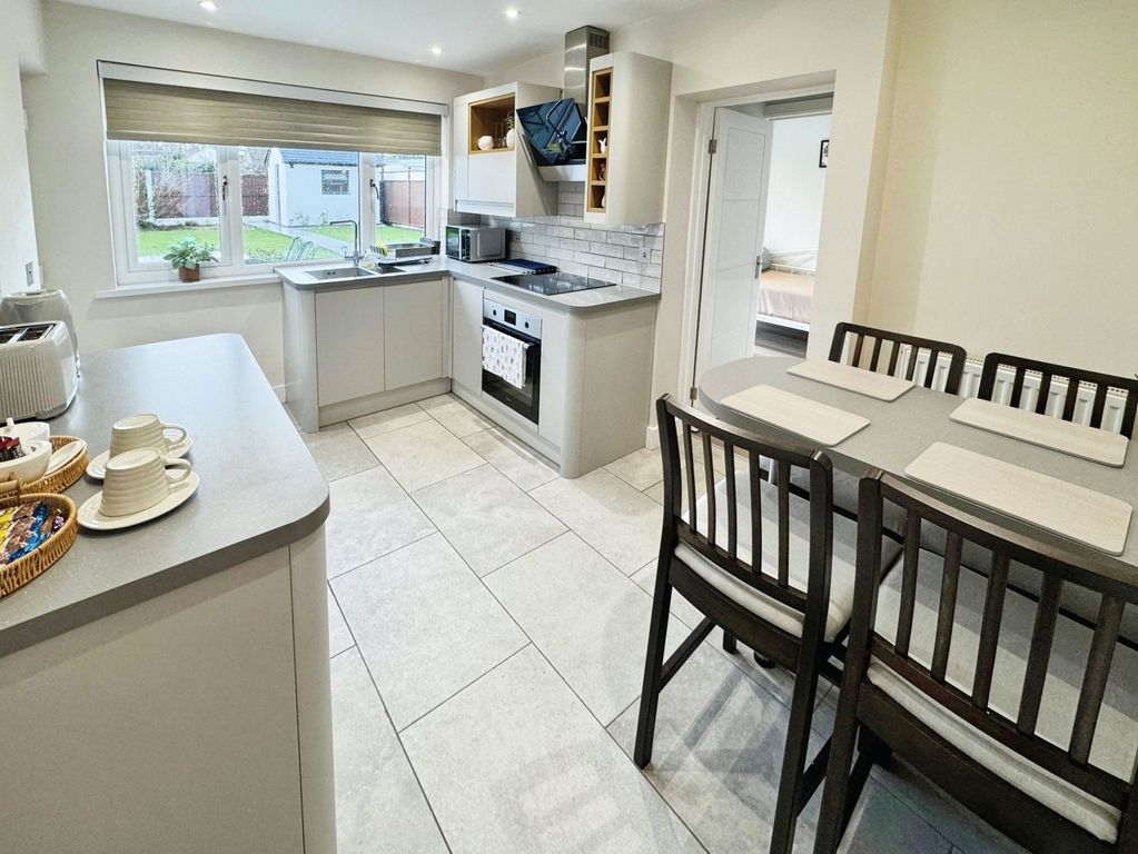 Property photo 3 of 12 c9A861E8-Img-20250106-Wa0022