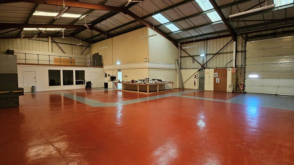 Property photo 3 of 5 20241031_143547 Medium.Jpg