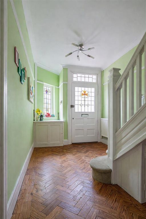 Property photo 3 of 24 c7Fb0358-4766-4Ba8-884c-08d1A2F33F58.Png