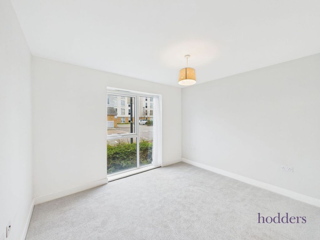 Property photo 2 of 14 Picture No. 16