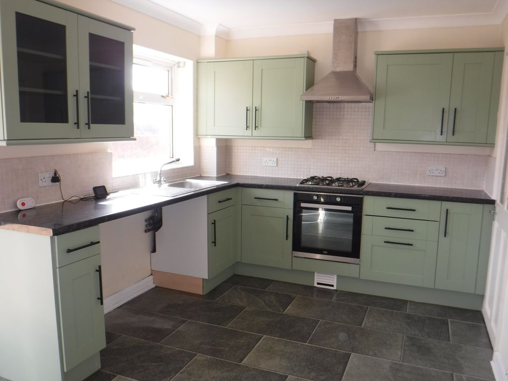 Property photo 2 of 10 Kitchen/Diner