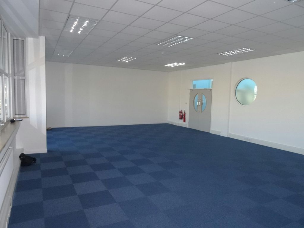 Property photo 2 of 8 Dsc04088.Jpg