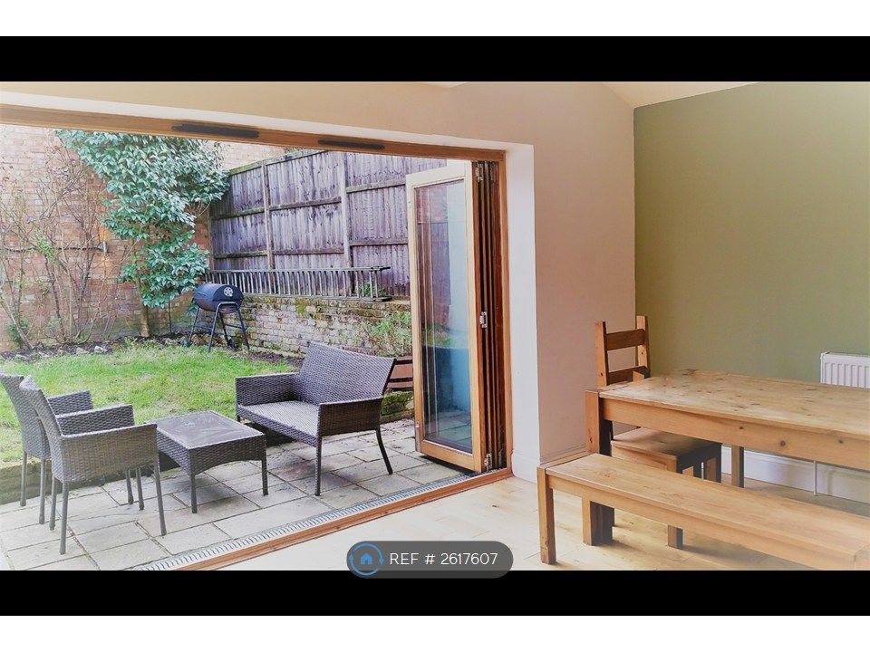 Property photo 1 of 16 Garden