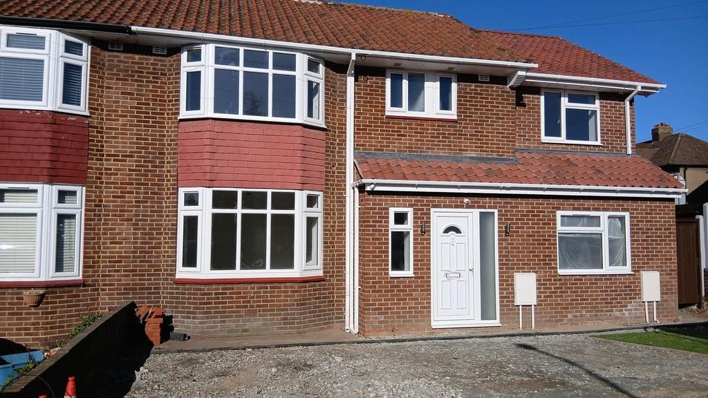 Property photo 1 of 2