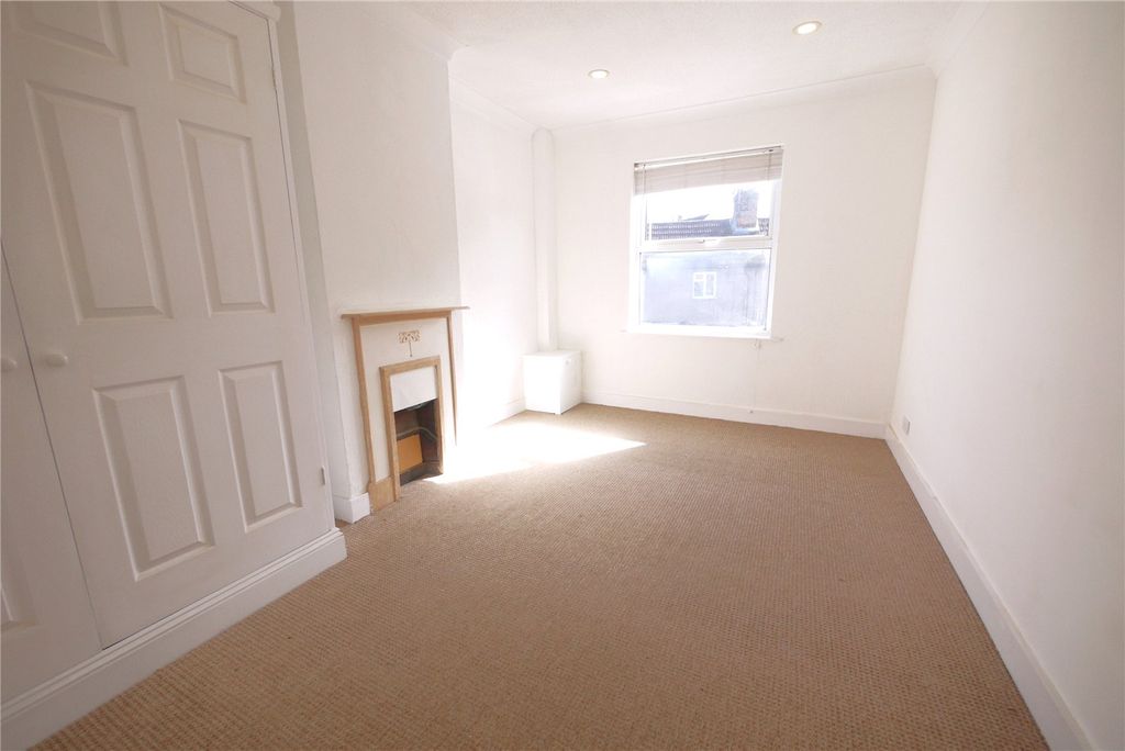Property photo 3 of 6 Picture No. 03