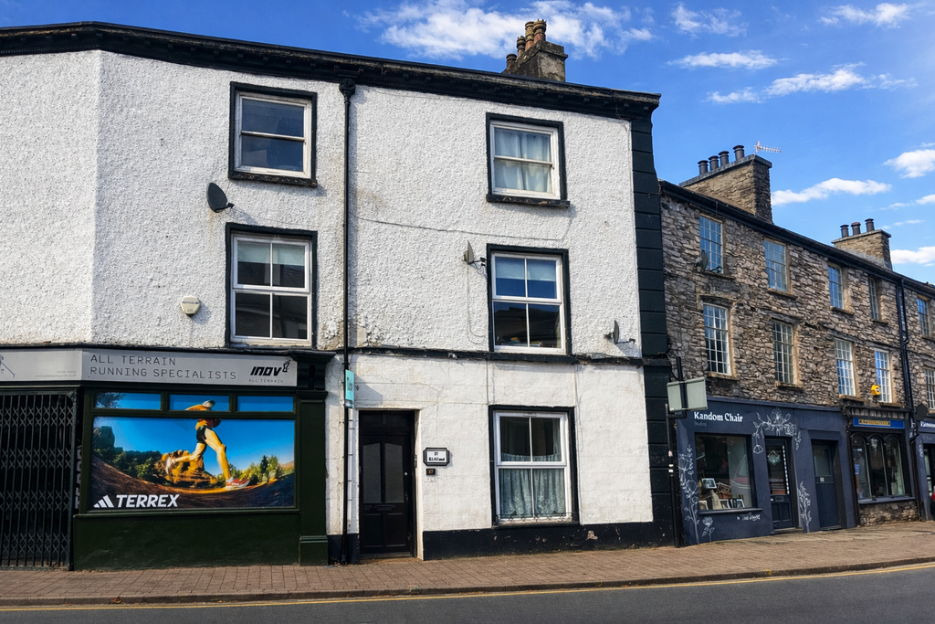 Property photo 1 of 11 Ea7E99A7-32E1-4Ebc-91B7-F982Abf614De