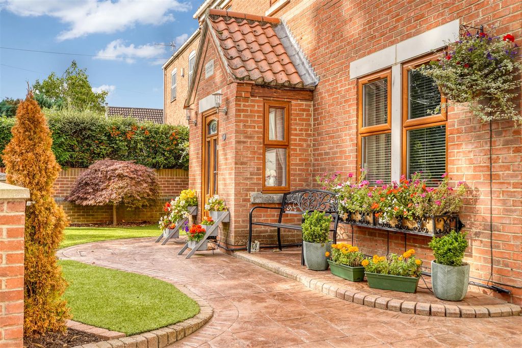 Property photo 2 of 37 Dsc06233.Jpg