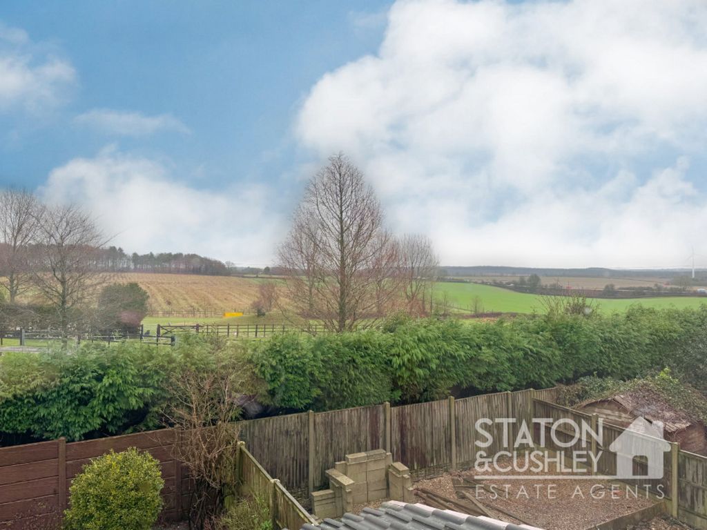 Property photo 2 of 28