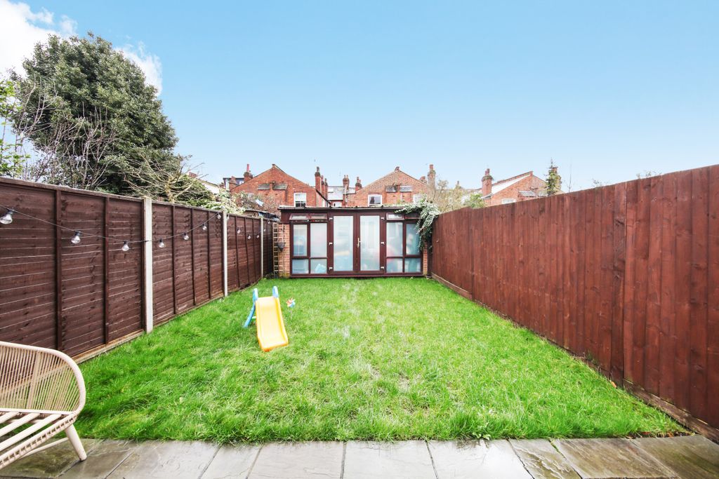 Property photo 1 of 8 29 Furness Road - Aiaq1C1Glnpcncqlotzq