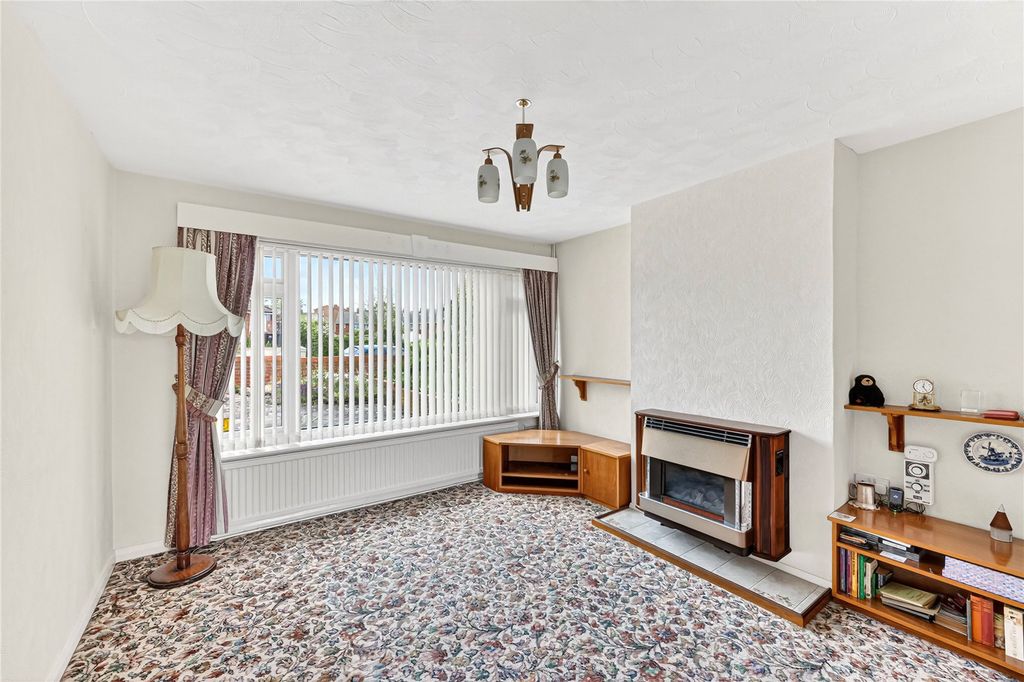 Property photo 3 of 28 Picture No. 35
