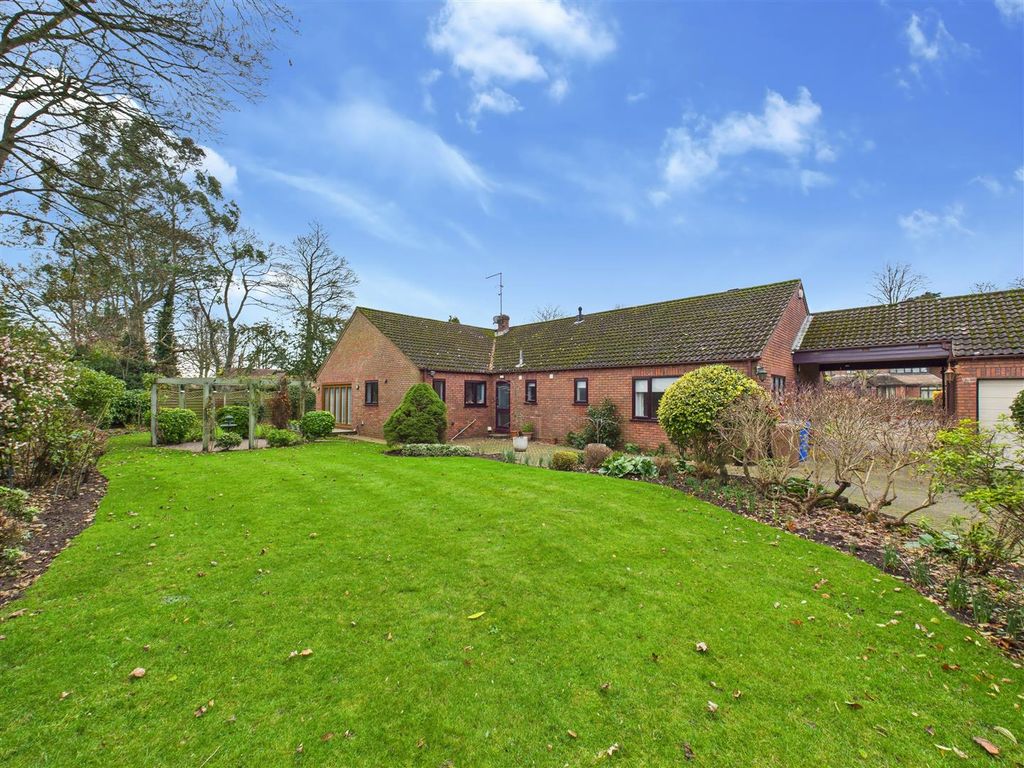 Property photo 3 of 23 Outside