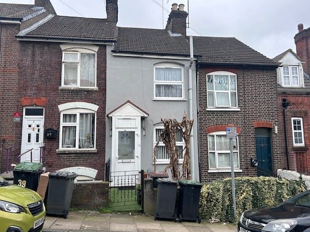 Property photo 3 of 7