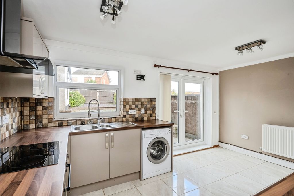Property photo 2 of 20 Pbox-Img.Jpg