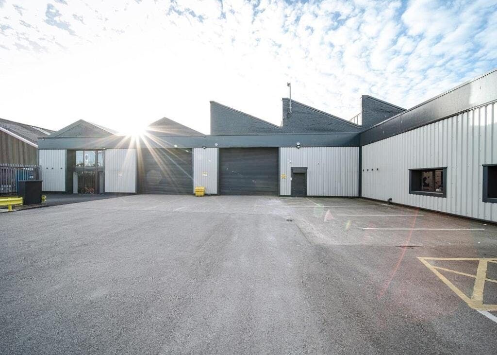 Property photo 3 of 8 c 1.Jpeg