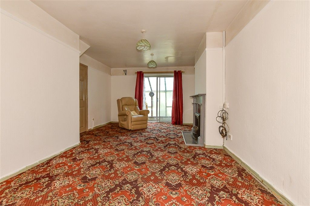 Property photo 2 of 11 Lounge/Diner