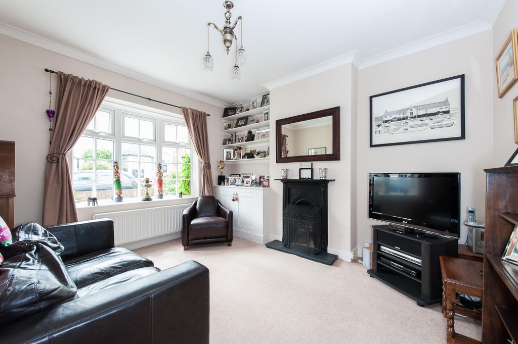 Property photo 1 of 7