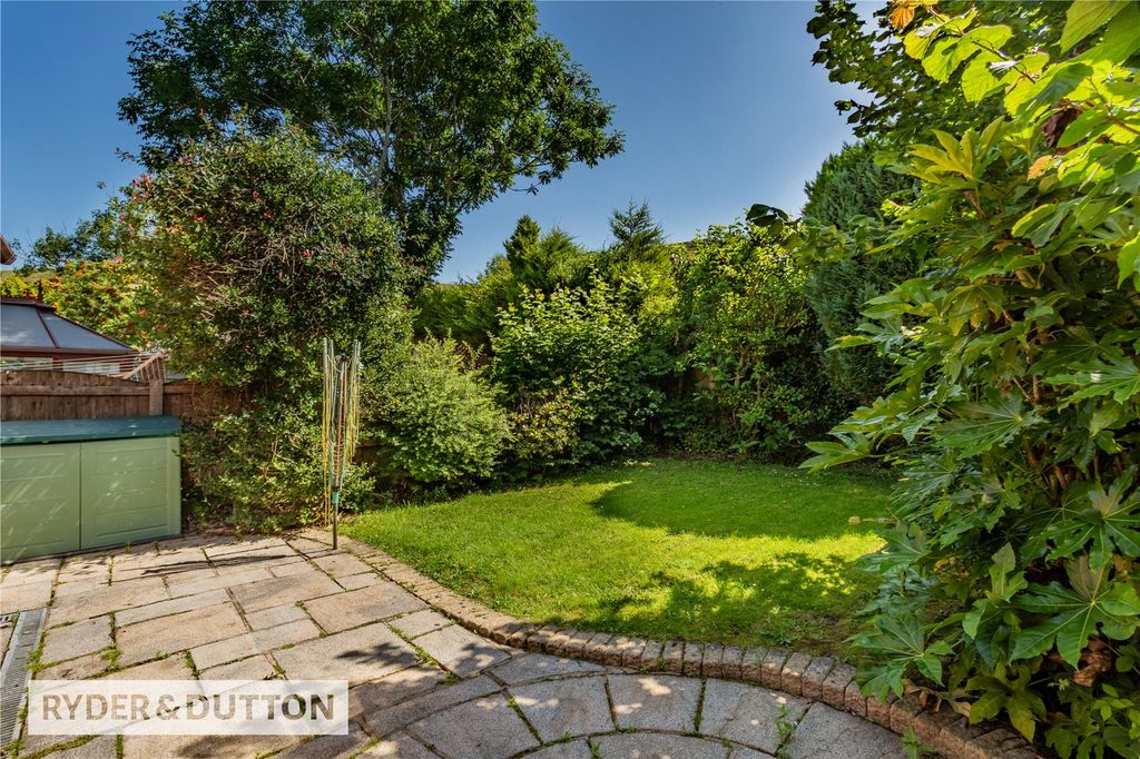 Property photo 2 of 27 Picture No. 19