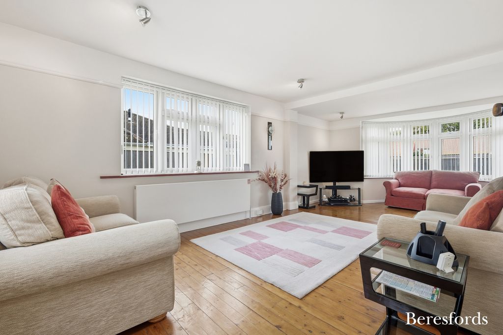 Property photo 2 of 37 Picture 2