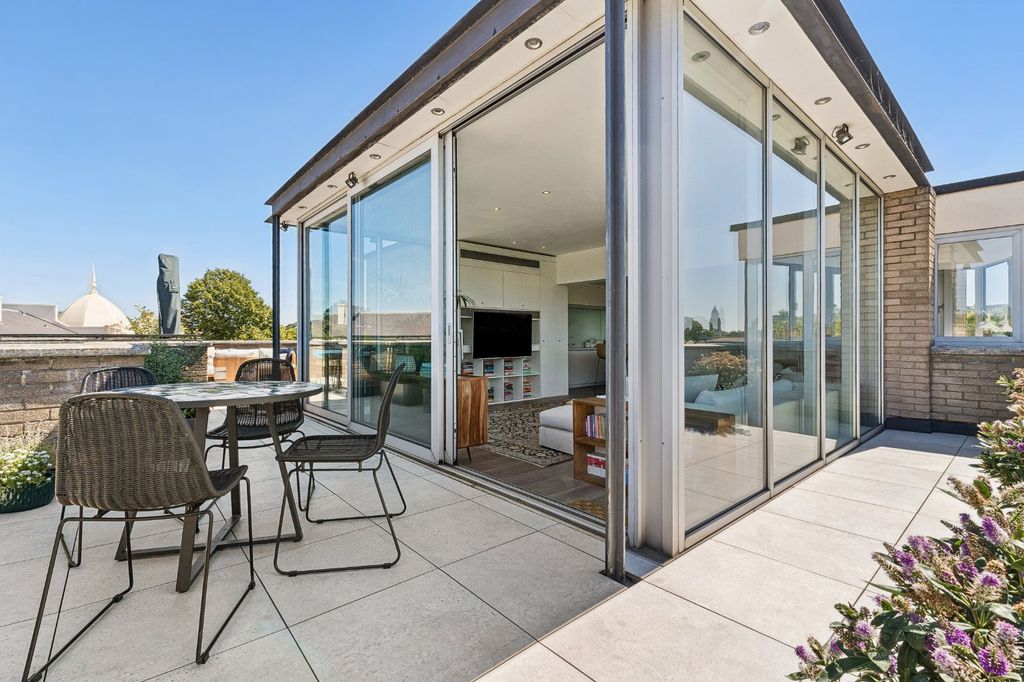 Property photo 1 of 16 Terrace
