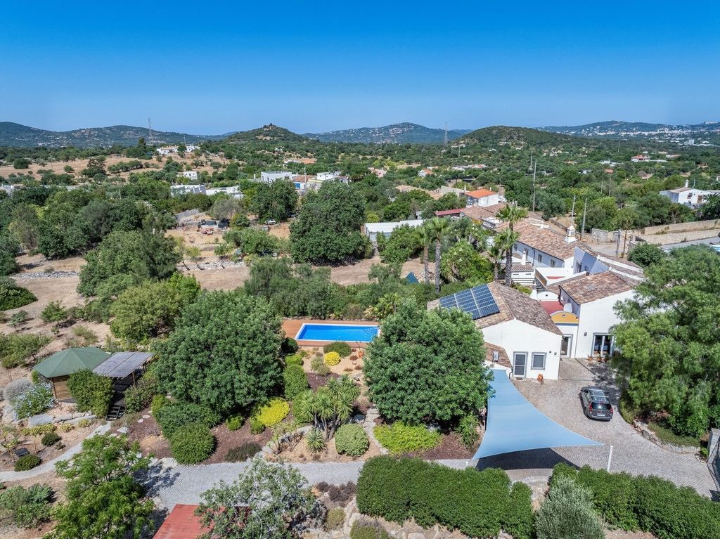 Property photo 1 of 28 Charming Algarve Country Home With Swimming Pool, Fish Pond & Beautiful Gardens Near São Brás De Alportel