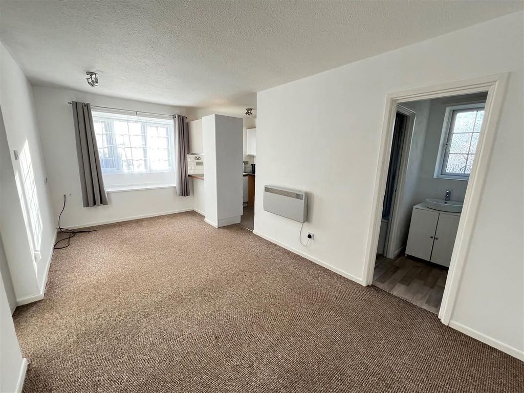 Property photo 1 of 6 0d31801c97Cca7Adf7Ed2Aca843A21A2.Jpeg