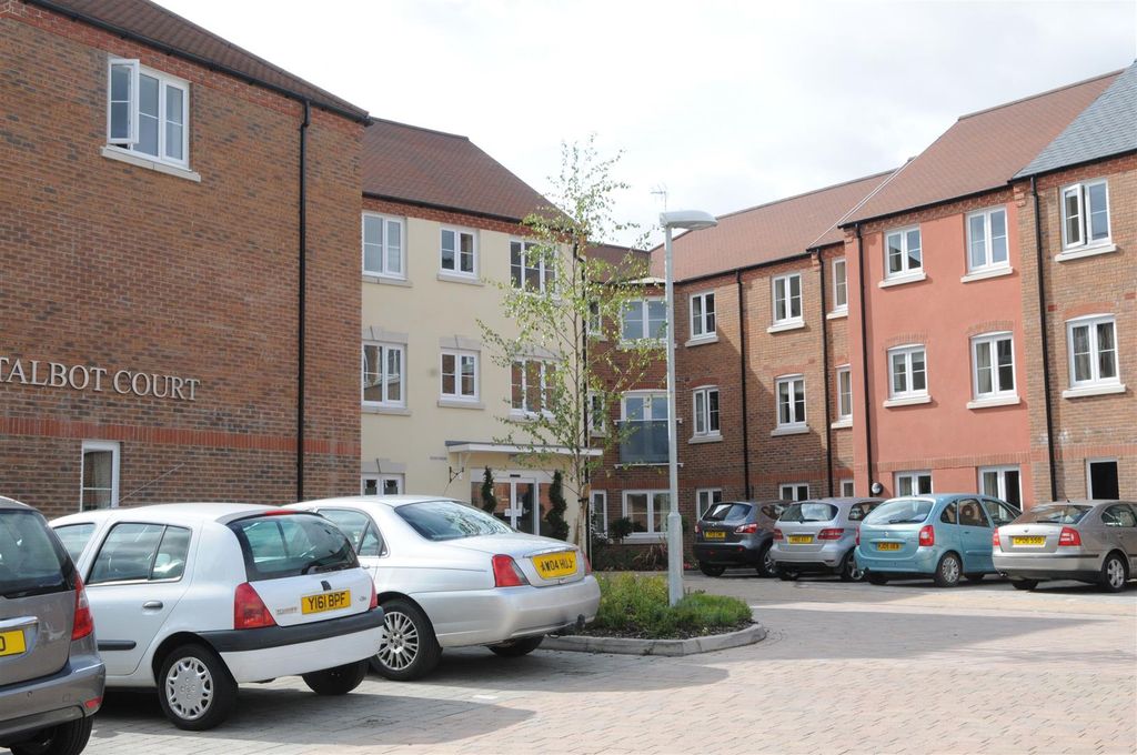Property photo 1 of 25 2_Talbotcourt117.Jpg