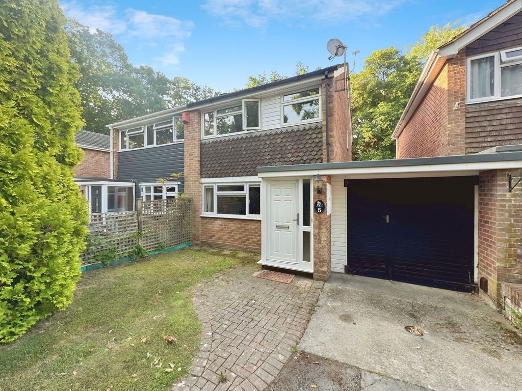 Property photo 1 of 18