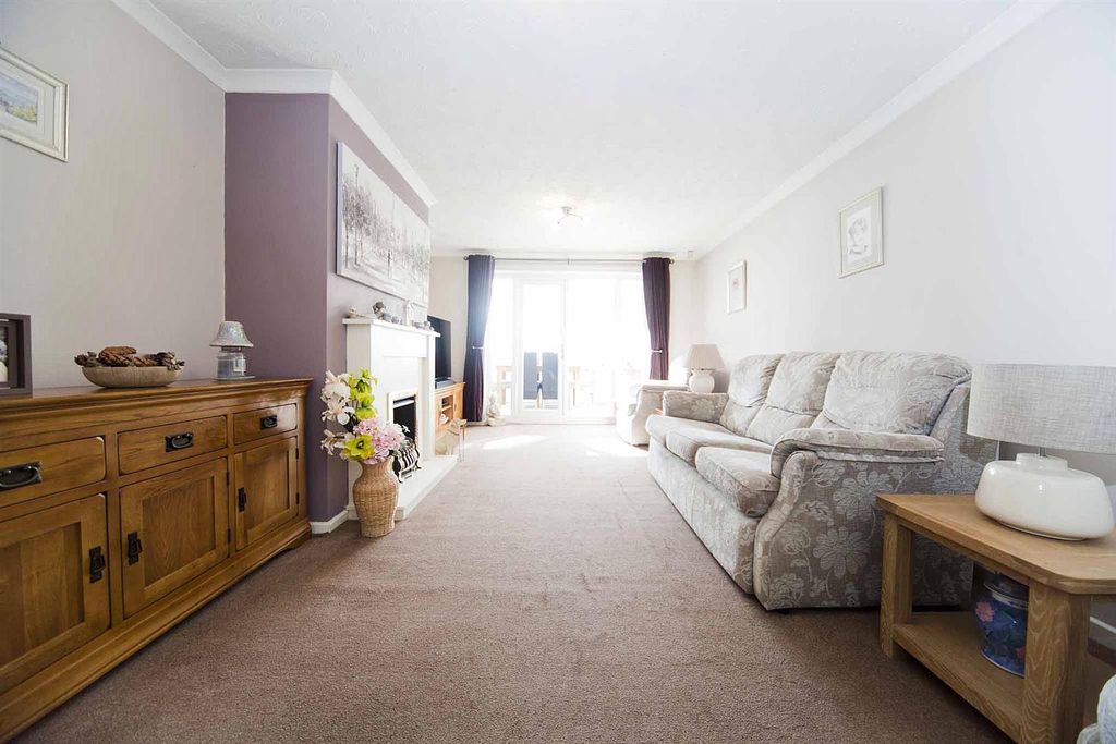 Property photo 3 of 20