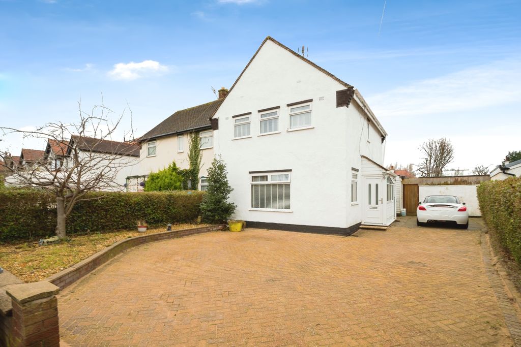 Property photo 1 of 16 Photography