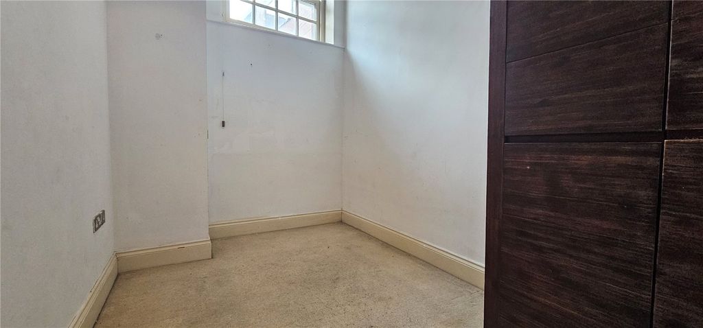 Additional image 9 of 2 bed flat for saleWinckley Square, Preston, Lancashire PR1