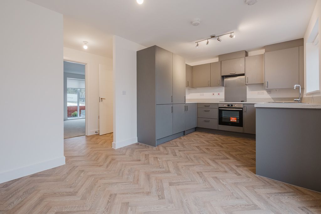 Property photo 3 of 11 Photo