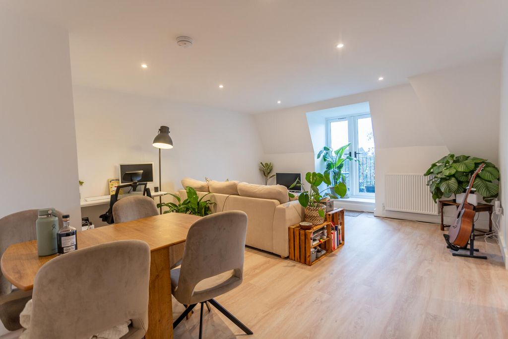 Property photo 2 of 26 Living Room