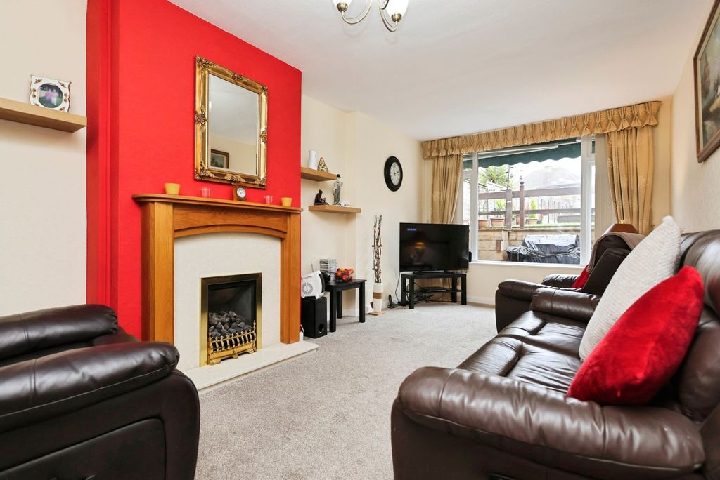 Property photo 3 of 20 Pbox-Img.Jpg