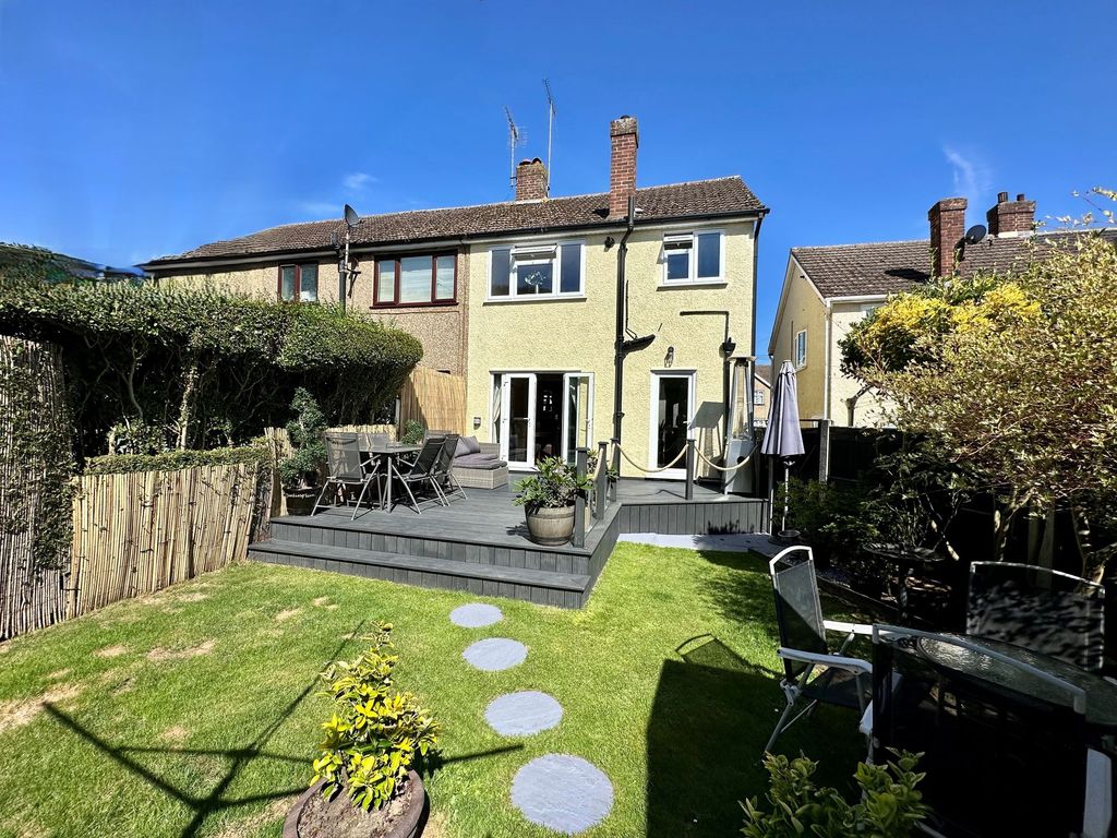 Property photo 3 of 13