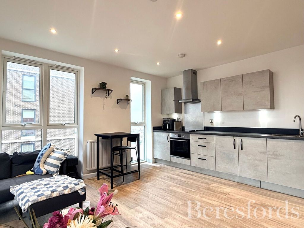 Property photo 3 of 12 Picture No. 08