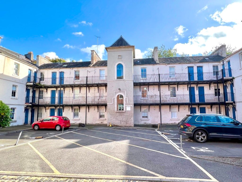 Property photo 1 of 11 Photo 1