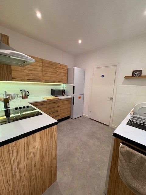 Property photo 1 of 6 Image