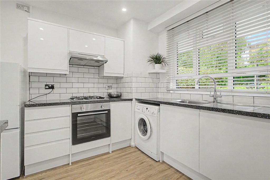 Property photo 2 of 12 Picture No. 06