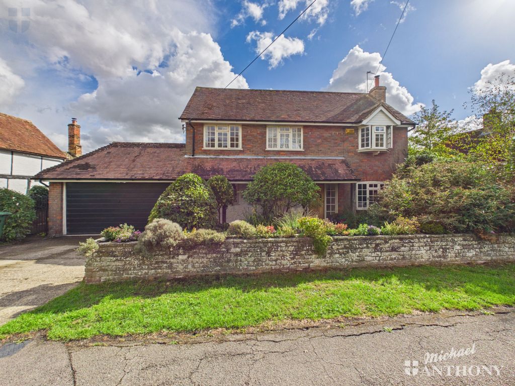 Property photo 1 of 24 Cam03852G0-Pr0782-Still044