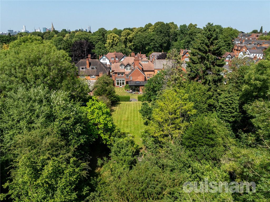 Property photo 3 of 58 Picture No. 06