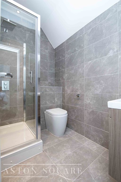 Property photo 3 of 3