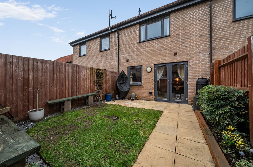 Property photo 2 of 18 1404194-4-698Cab804d59A